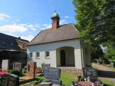 Friedhof Gerach (Aussegnungshalle); Friedhofsverzeichnis by Schunder Bestattungen Bamberg
