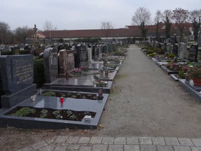 Friedhof Hirschaid; Friedhofsverzeichnis by Schunder Bestattungen Bamberg