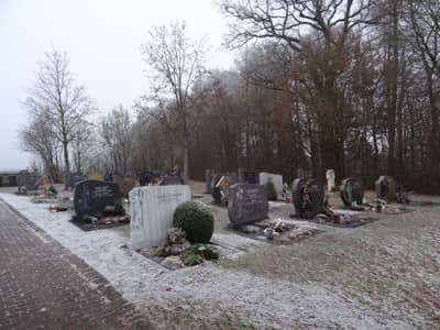 Friedhof Lisberg (Aussegnungshalle); Friedhofsverzeichnis by Schunder Bestattungen Bamberg